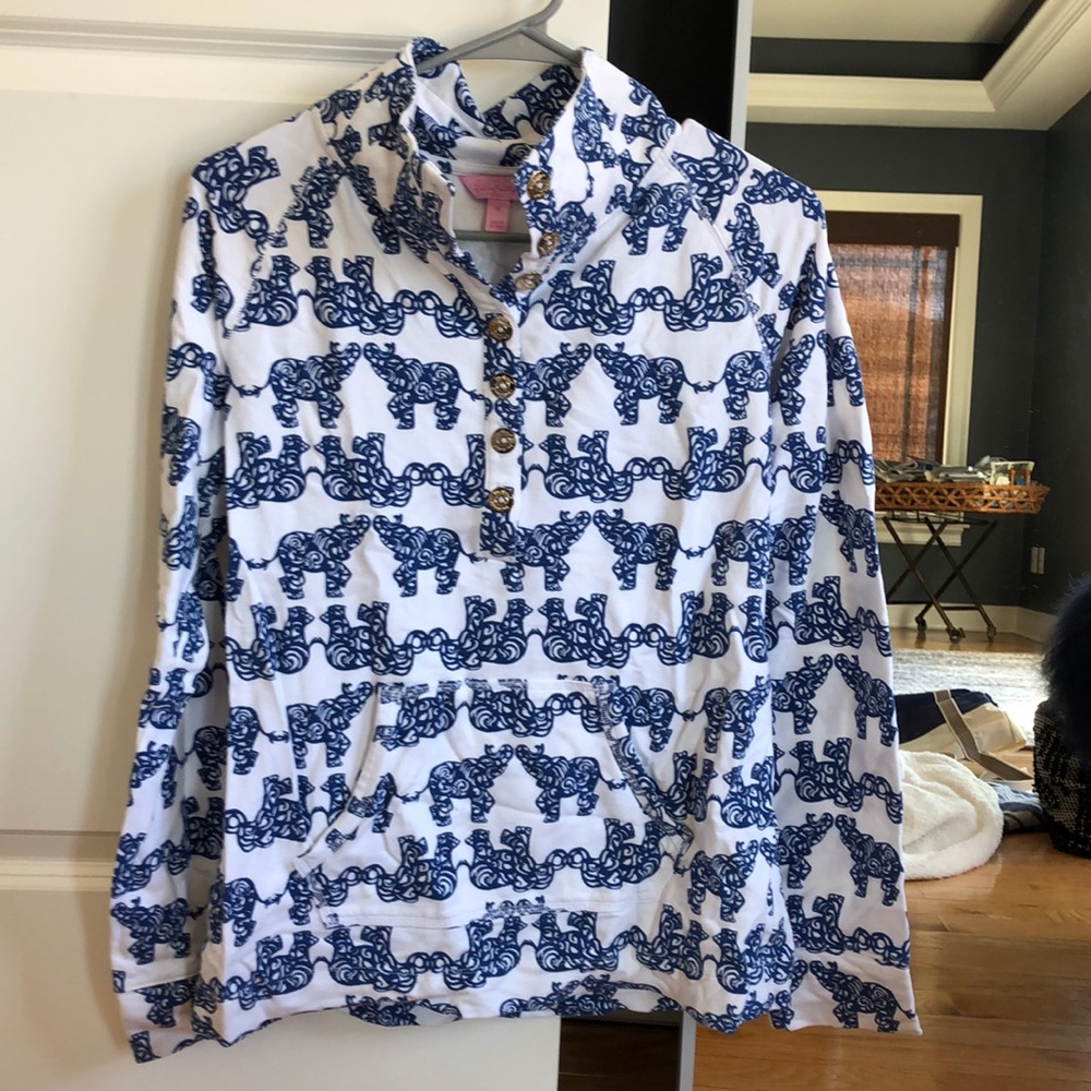 NWOT never worn! Lily Pulitzer pullover! Size M